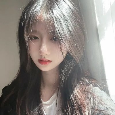 玉女撩春